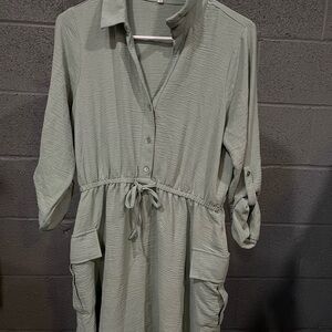 Elegant Sage Green Women's Dress